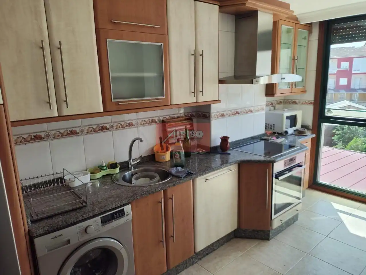 Cocina de Piso de alquiler en Ourense Capital  con Calefacción, Parquet y Amueblado