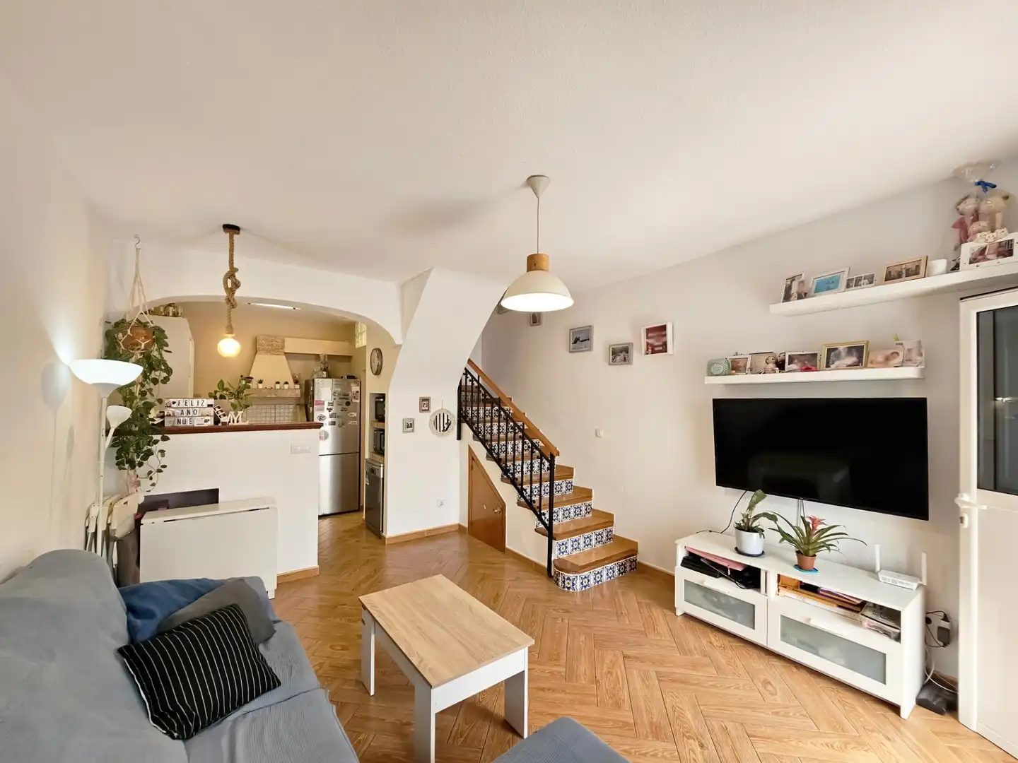 Sala d'estar de Casa o xalet en venda en Santa Pola amb Aire condicionat, Calefacció i Jardí privat
