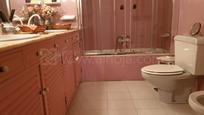Bathroom of Flat for sale in  Logroño  with Air Conditioner, Heating and Balcony