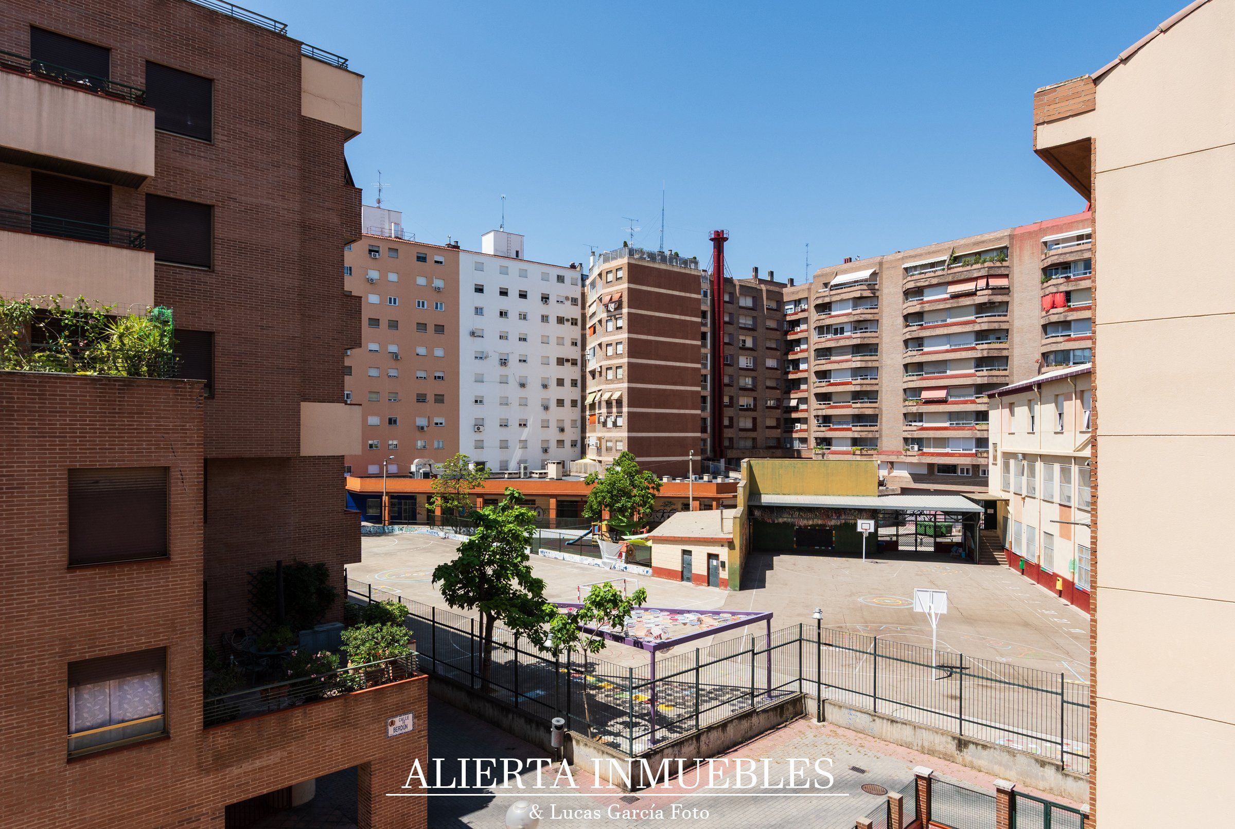 Flat for sale in Parque Miraflores, Centro,  Zaragoza Capital