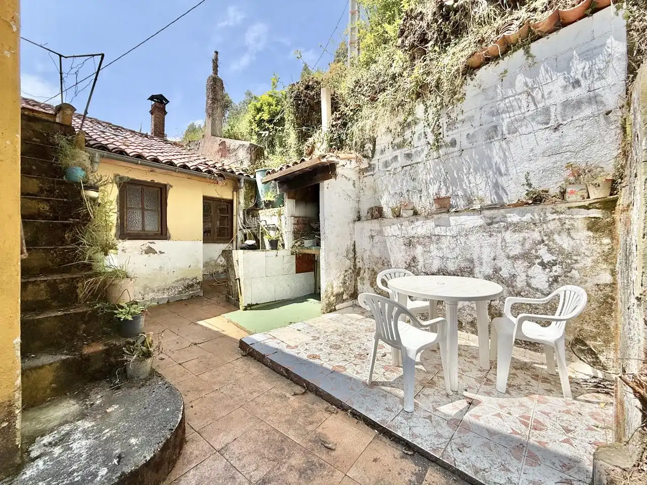 Garden of Houses for sale in Pravia  with Private garden, Terrace and Storage room