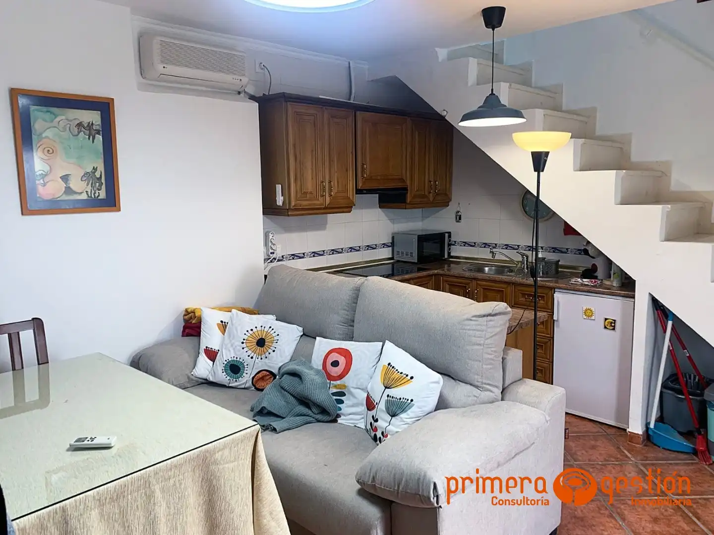 Sala d'estar de Casa o xalet en venda en Constantina amb Terrassa i Moblat