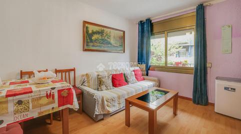 Foto 2 de Pis en venda a Les Roquetes, Barcelona