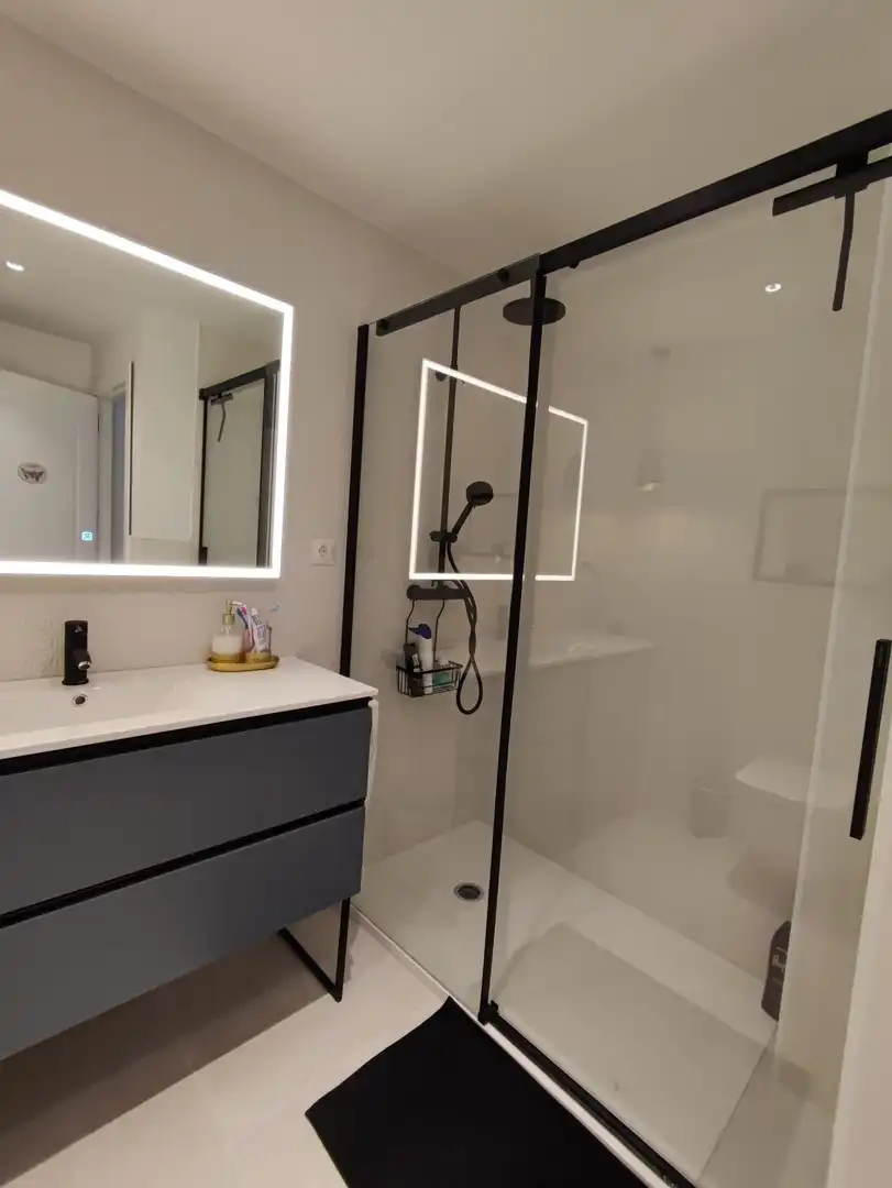 Bathroom of Flat for rent in Vélez-Málaga
