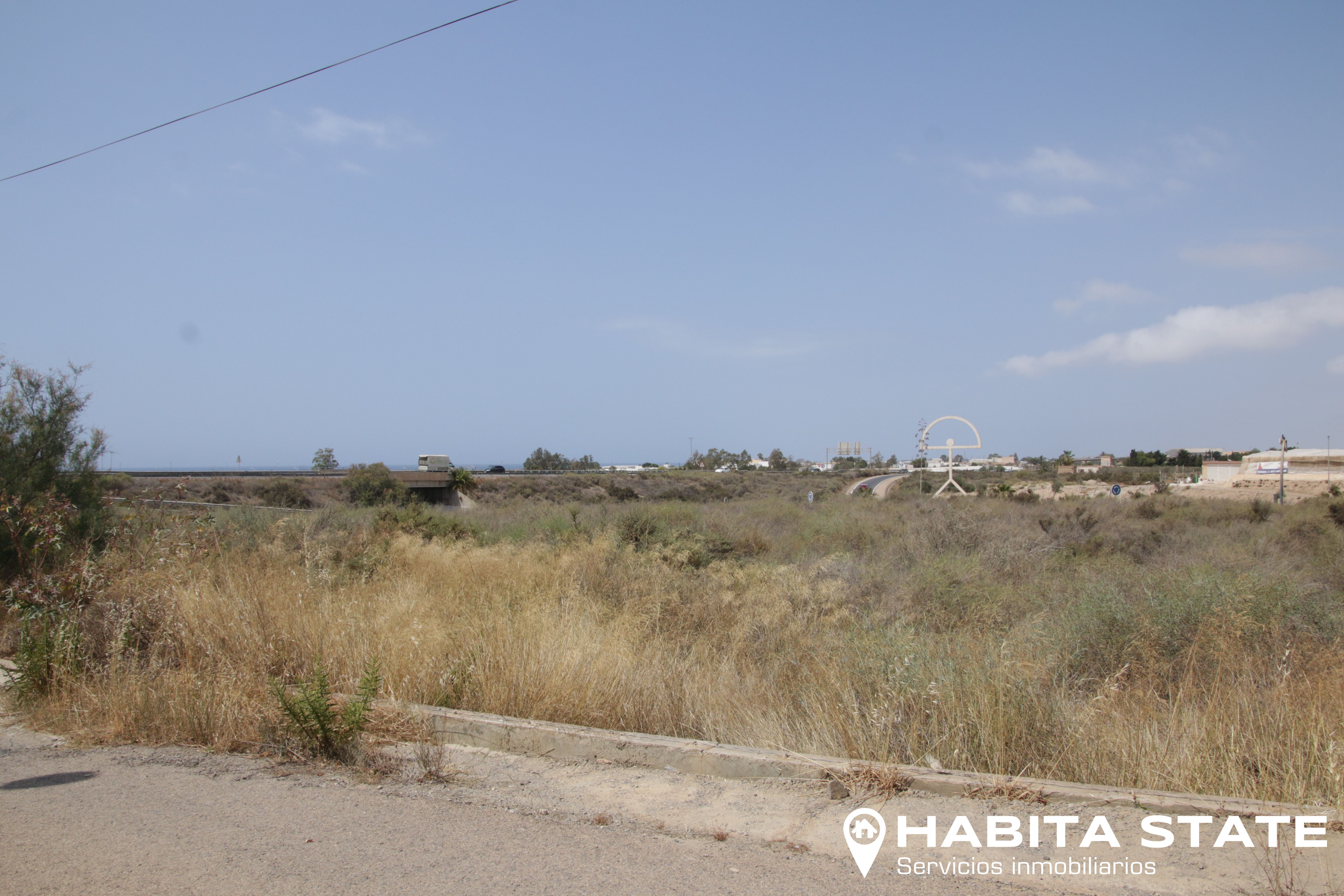 Terreno en venta en  Almería Capital