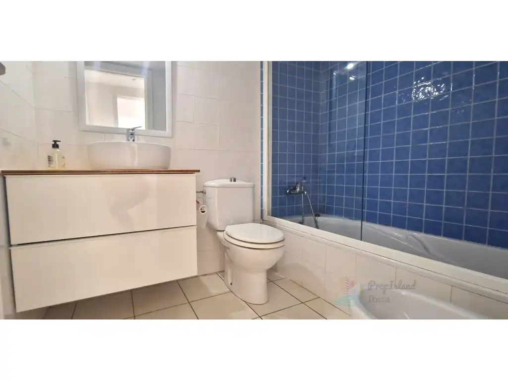 Apartament de lloguer a Calle De La Mediterrania, Ses Figueretes - Platja d'en Bossa - Cas Serres