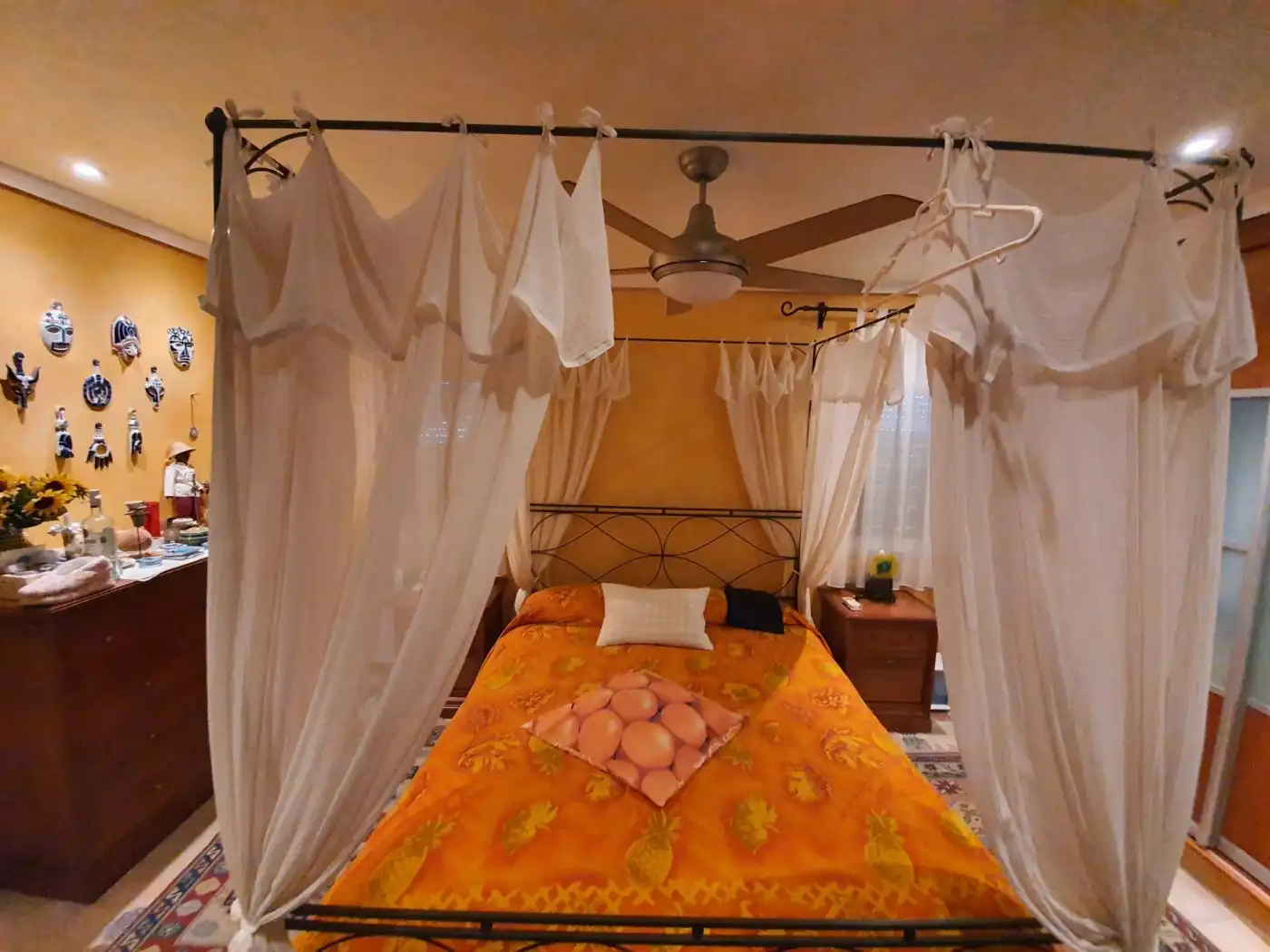 Habitación de Casa o chalet en venta en Benidorm con Calefacción, Jardín privado y Trastero
