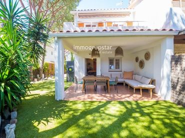 Casa a schiera con balcone in vendita a de Lonze de Setembre