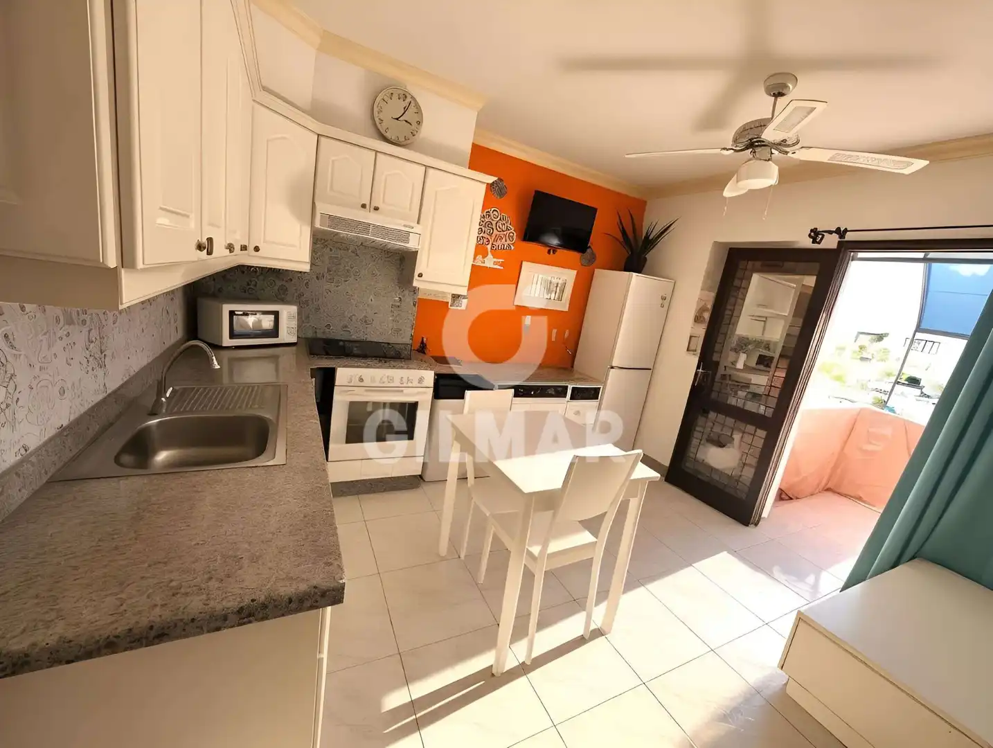 Cocina de Piso en venta en Arona con Terraza, Amueblado y TV