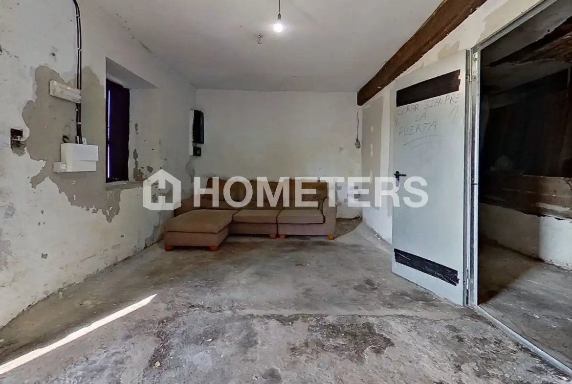 Houses for sale in Agamuño Kalea, Hernialde