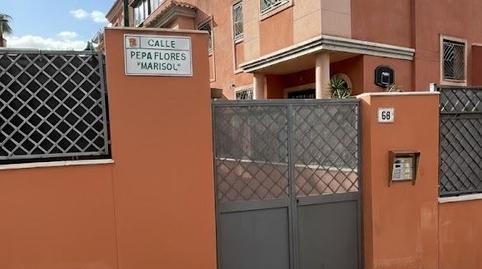 Foto 3 de Casa adosada en venda a Calle Pepa Flores Marisol, 18, Alegría de la Huerta- Jardín de Málaga, Málaga