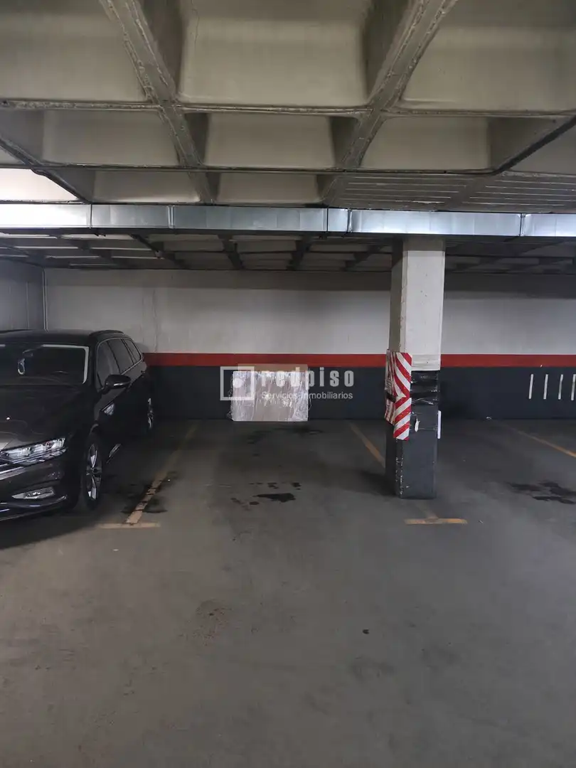 Parkplatz von Wohnung zum Verkauf in Fuenlabrada mit Klimaanlage, Heizung und Parkett