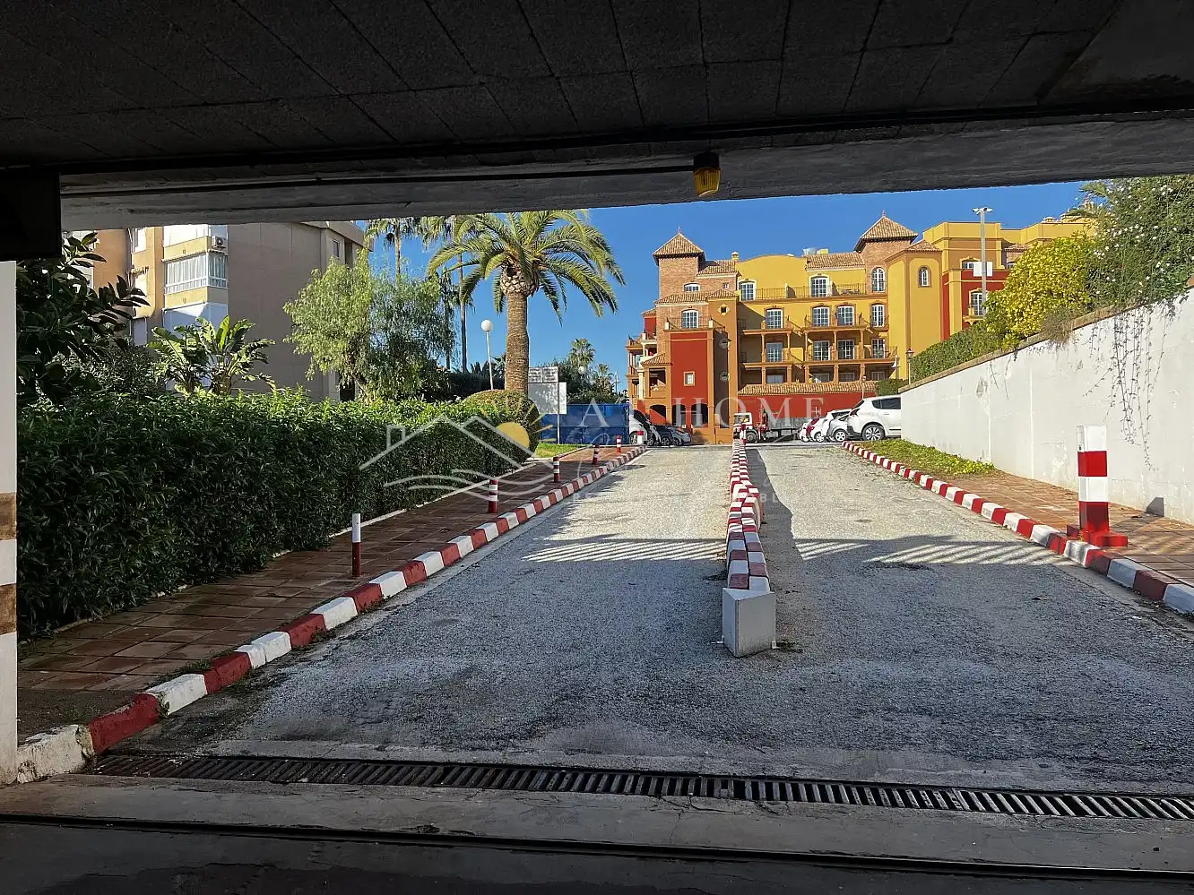Parkplatz von Garage zum Verkauf in Torrox