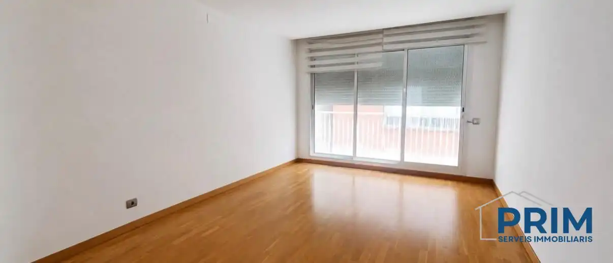 Appartamento con ascensore in vendita a Calle de Pujol