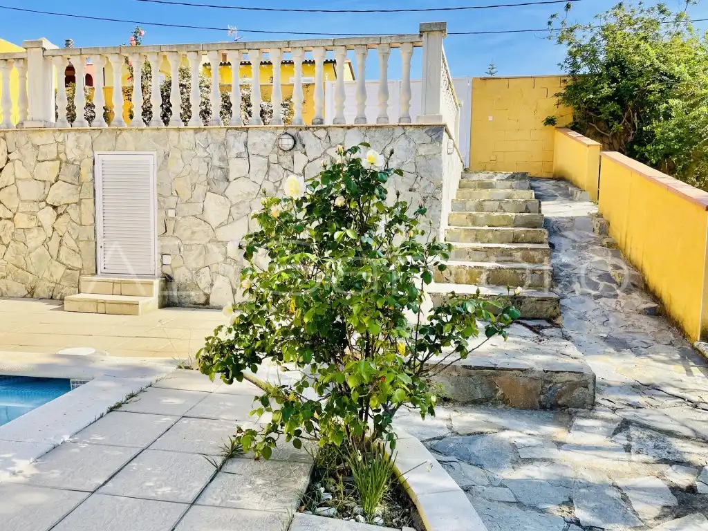 Garden of Houses for sale in Sant Pere de Ribes  with Private garden, Terrace and Swimming Pool