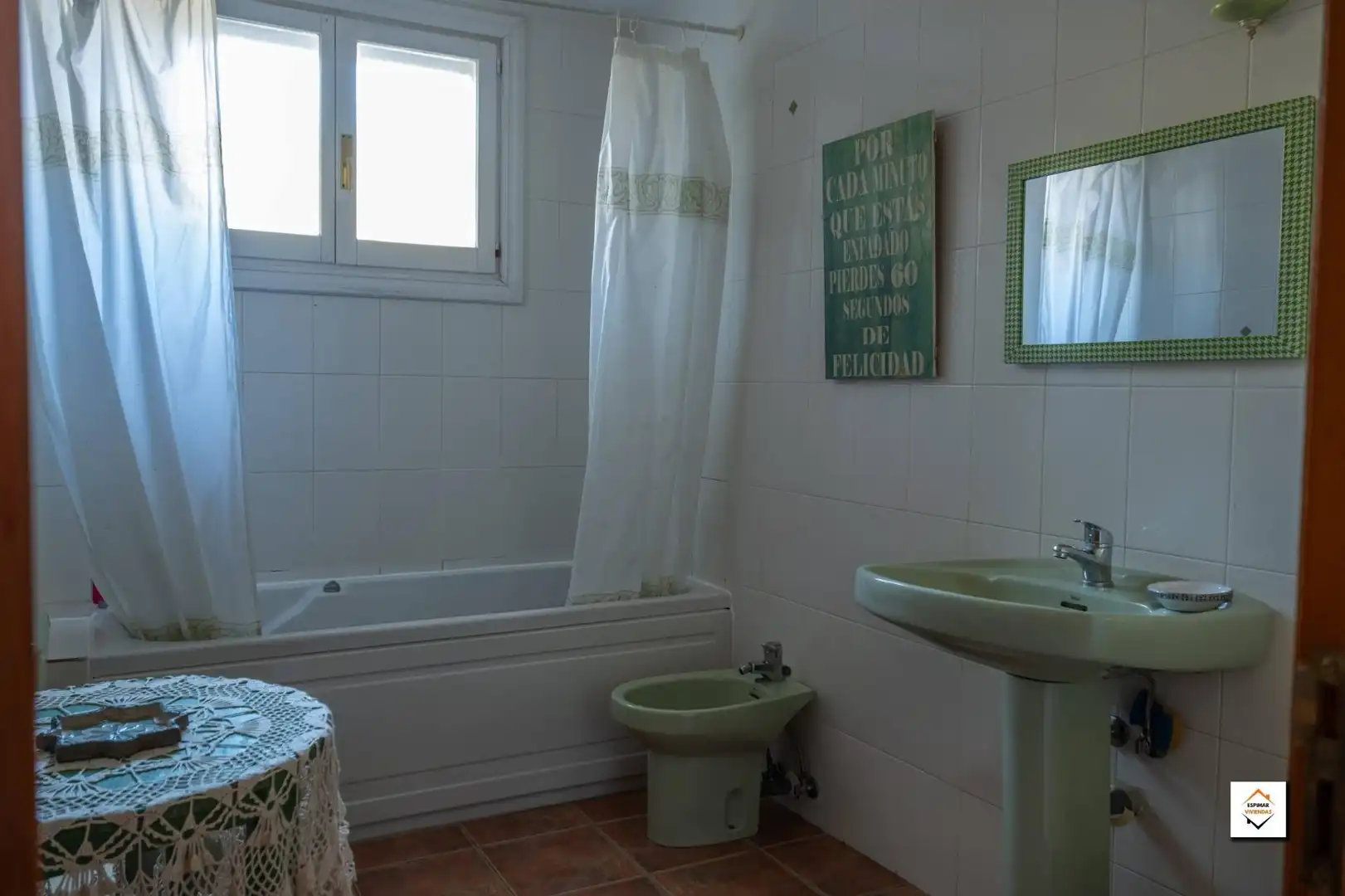 Bathroom of Houses for sale in Zaragoza  with Air Conditioner, Heating and Private garden