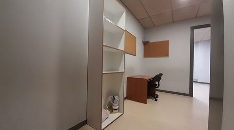 Foto 2 de Oficina de alquiler en Antoni Llopis, Olot, Girona