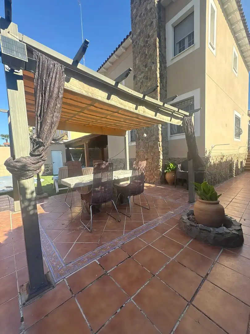 Terraza de Casa o chalet en venta en Ontígola con Calefacción, Jardín privado y Trastero
