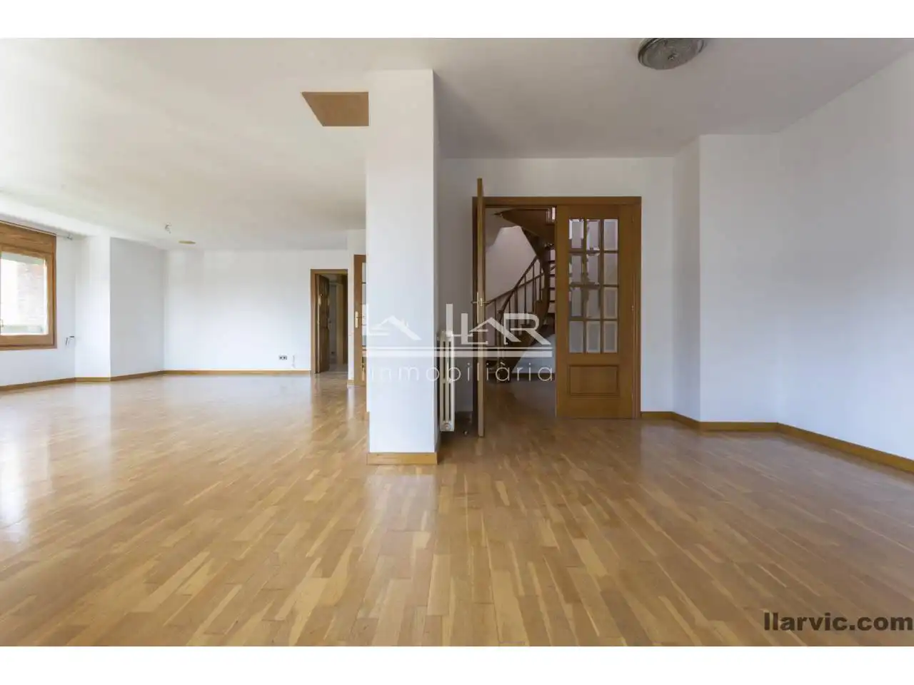 Wohnzimmer von Maisonette zur Miete in Vic mit Heizung, Parkett und Terrasse