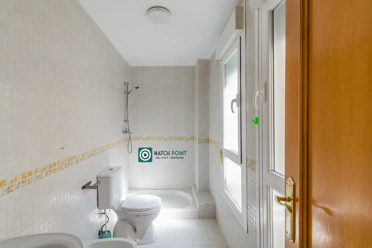 Bathroom of Detached homes for sale in Almuñécar