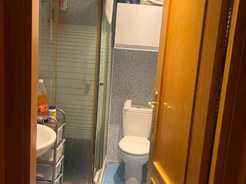 Baño de Piso en venta en La Salle - Vistahermosa