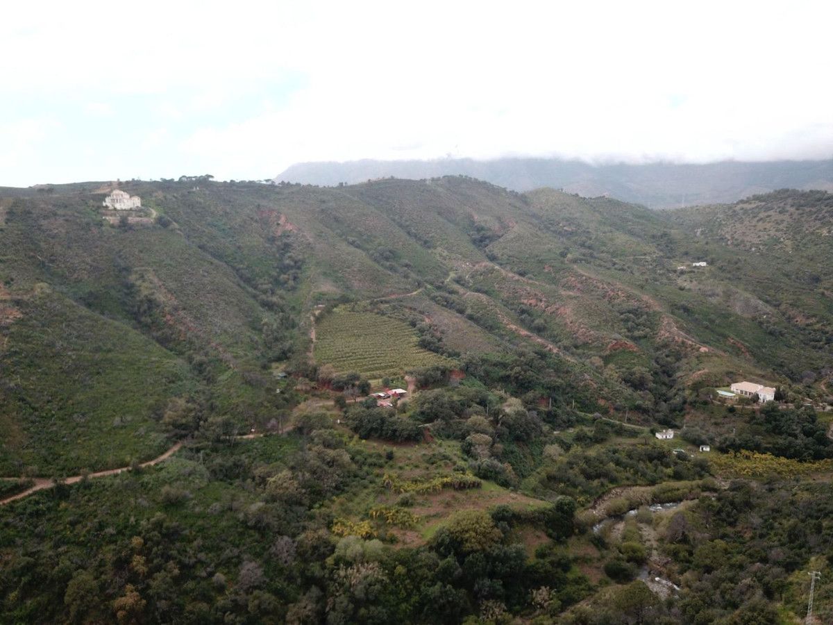 Residential for sale in Estepona