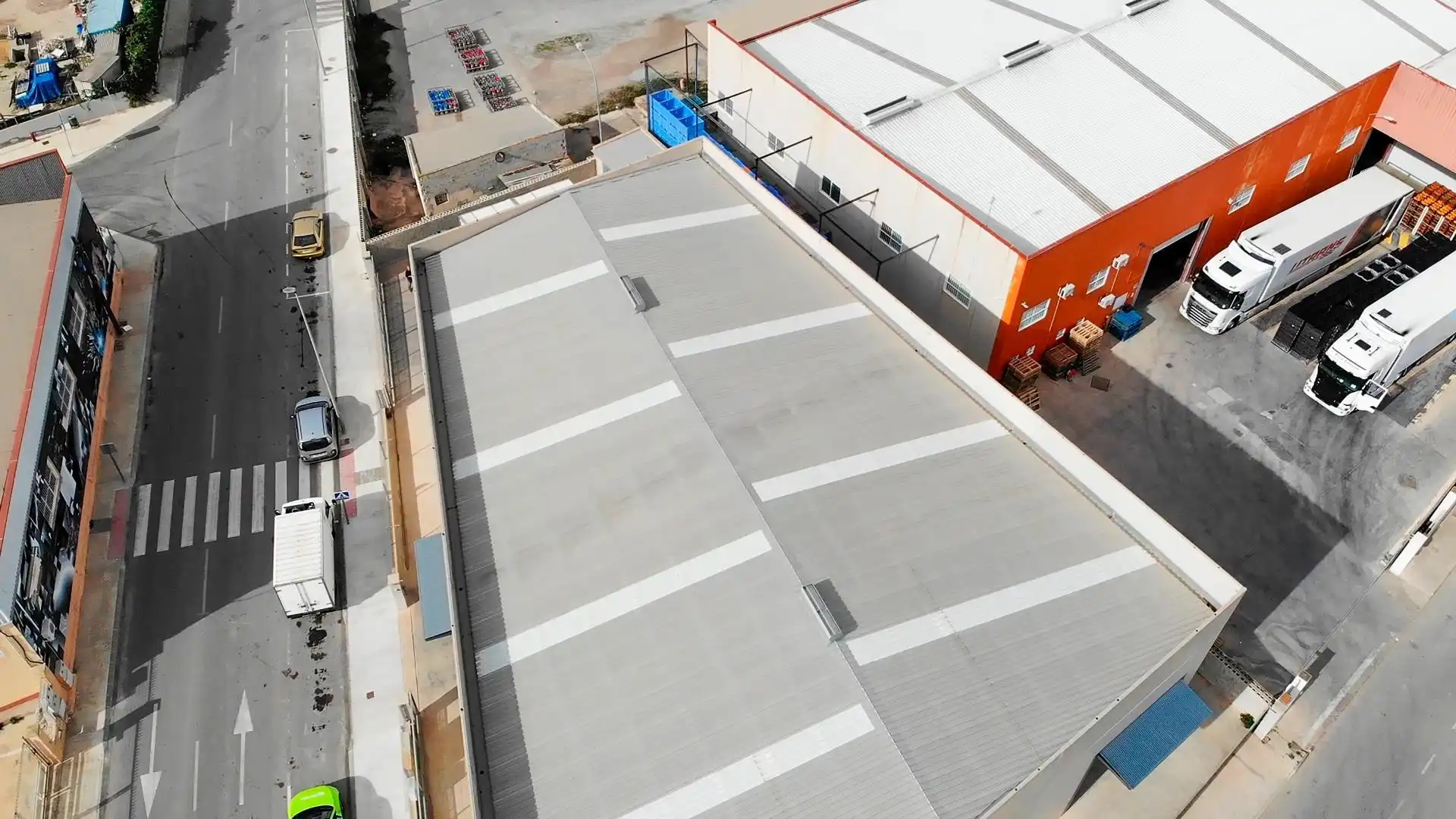 Vista exterior de Nave industrial en venta en Bigastro