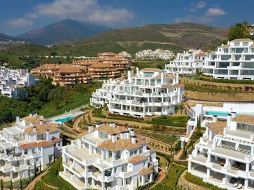 Apartamento con ascensor en venta en Nueva Andalucía
