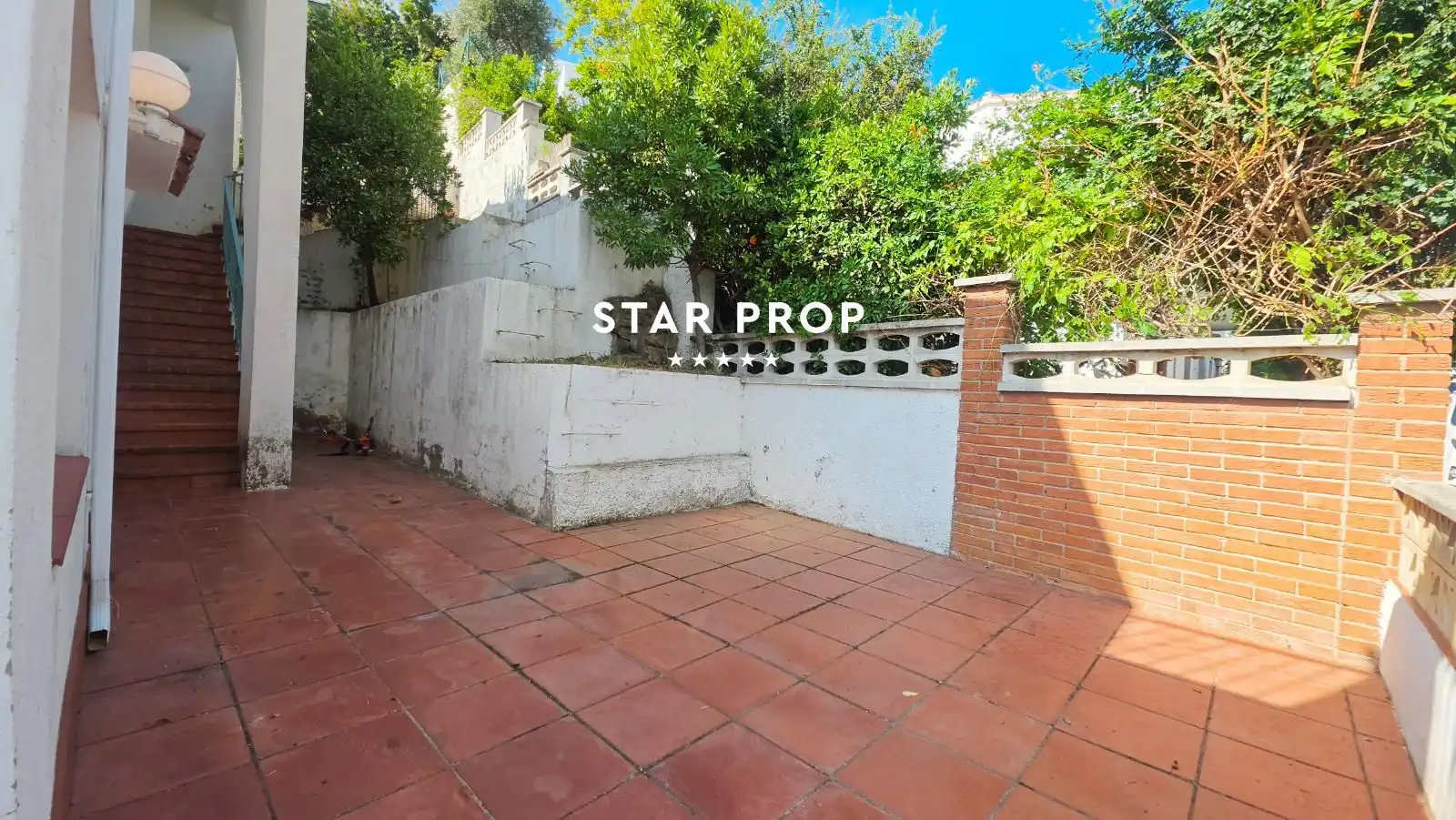 Terrasse von Wohnung zum Verkauf in Colera mit Terrasse, Möbliert und Ofen