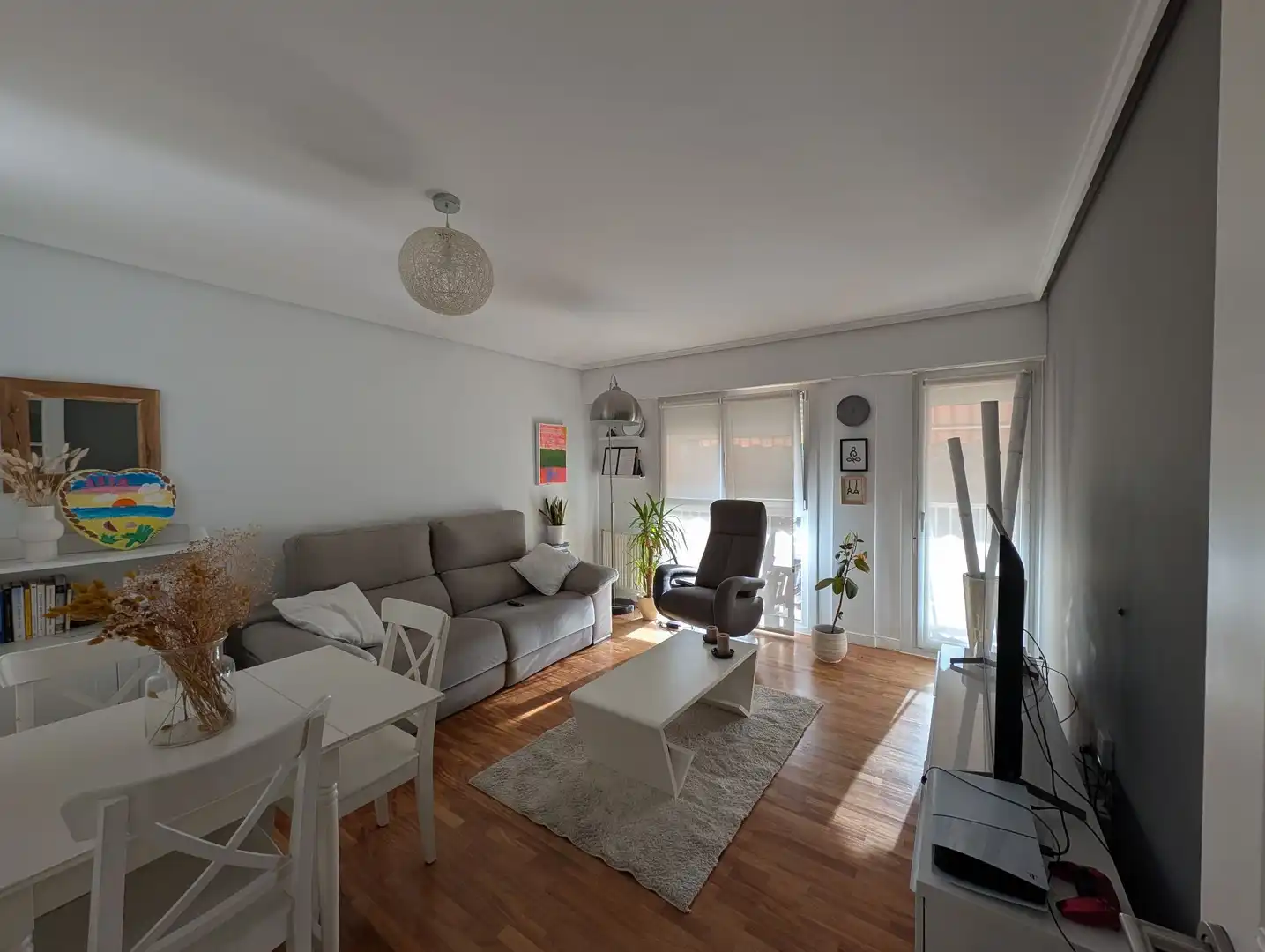 Sala de estar de Piso en venta en Donostia - San Sebastián  con Calefacción, Terraza y Amueblado
