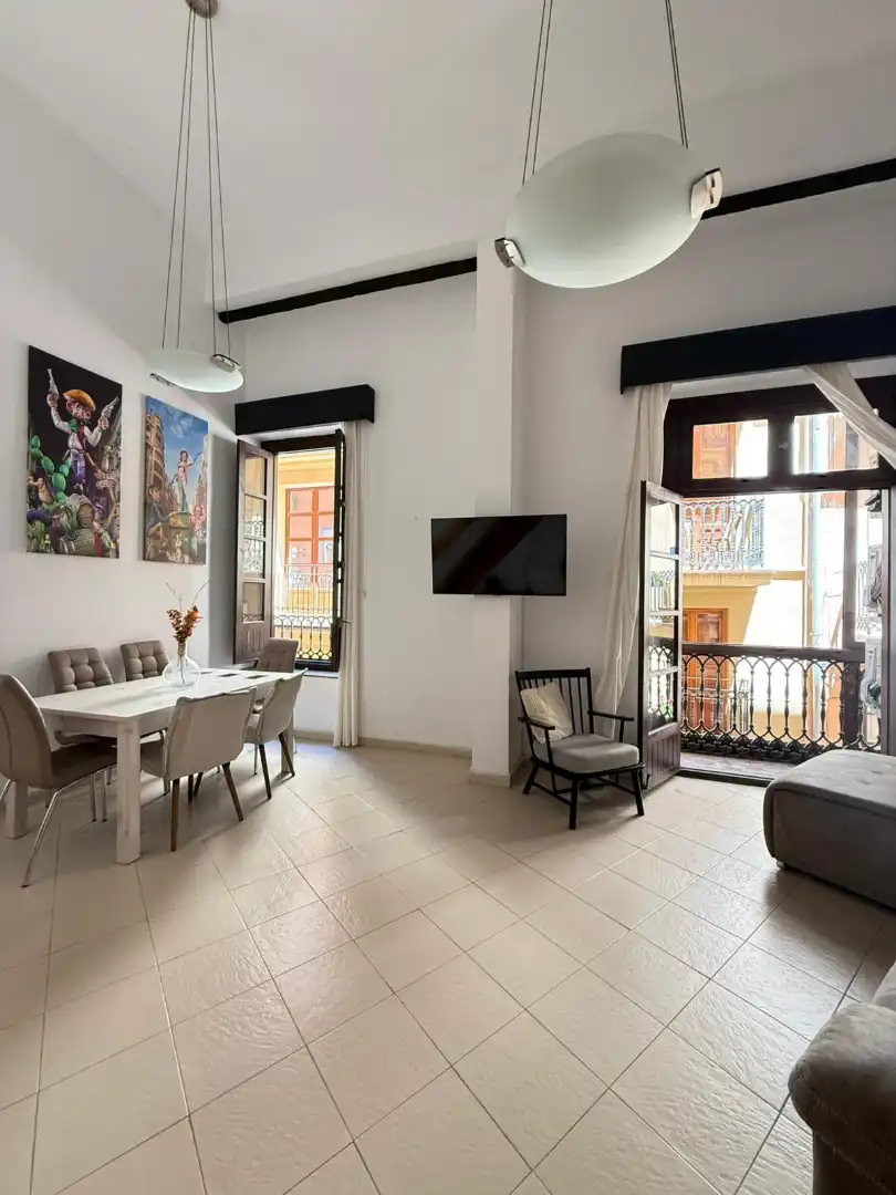 Comedor de Piso en venta en Valencia con Aire acondicionado, Terraza y Amueblado