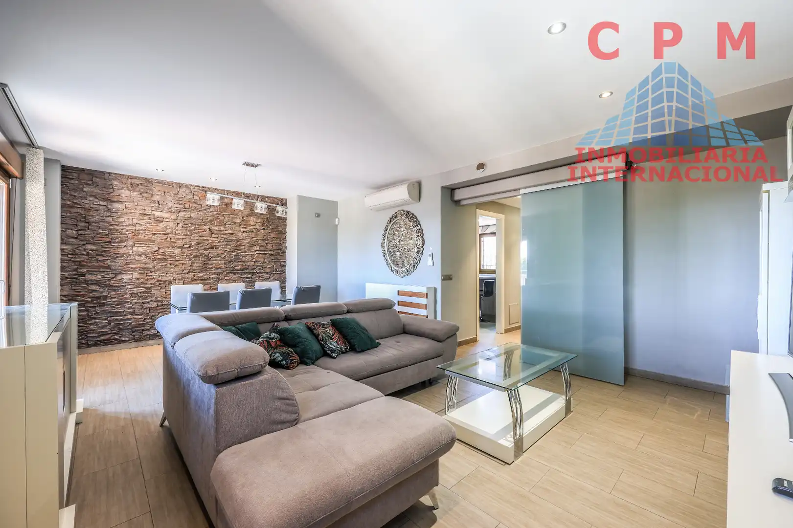 Sala d'estar de Casa adosada de lloguer en Móstoles amb Aire condicionat, Calefacció i Jardí privat