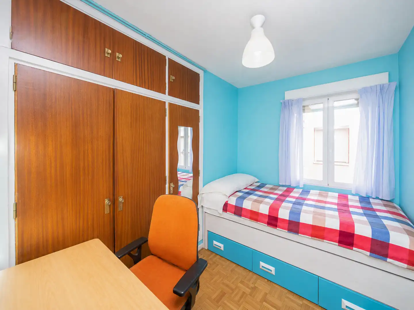 Habitación de Piso en venta en Moralzarzal con Calefacción y Piscina comunitaria