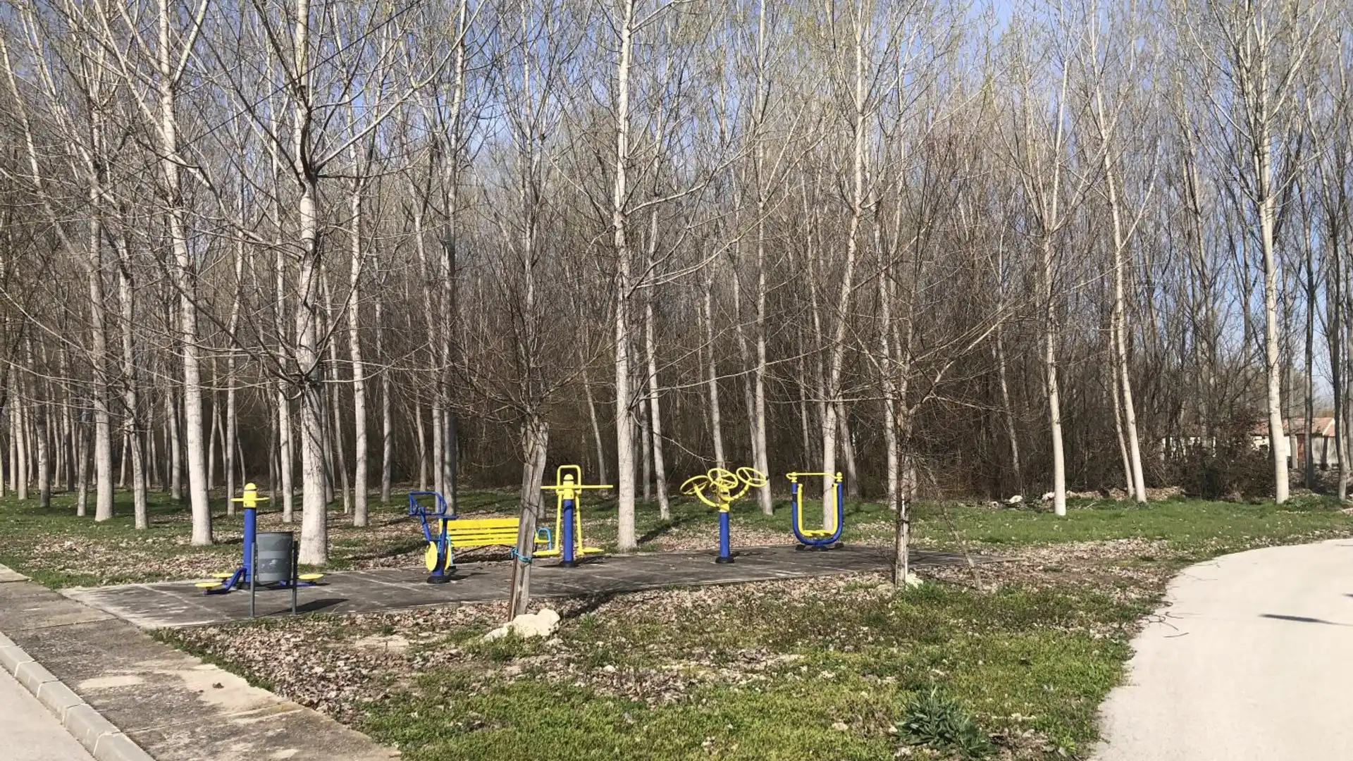 Exterior view of Country homes for sale in Fuente el Olmo de Fuentidueña