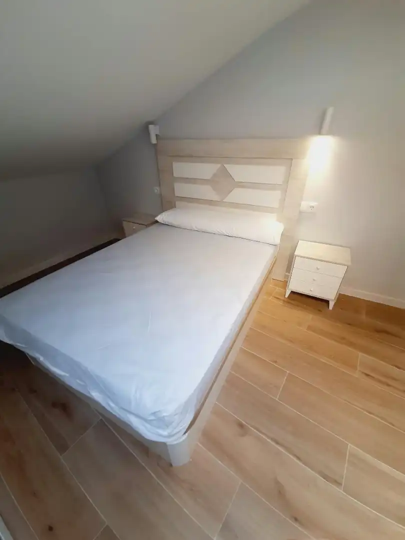 Habitación de Apartamento de alquiler en Úbeda con Aire acondicionado y Amueblado