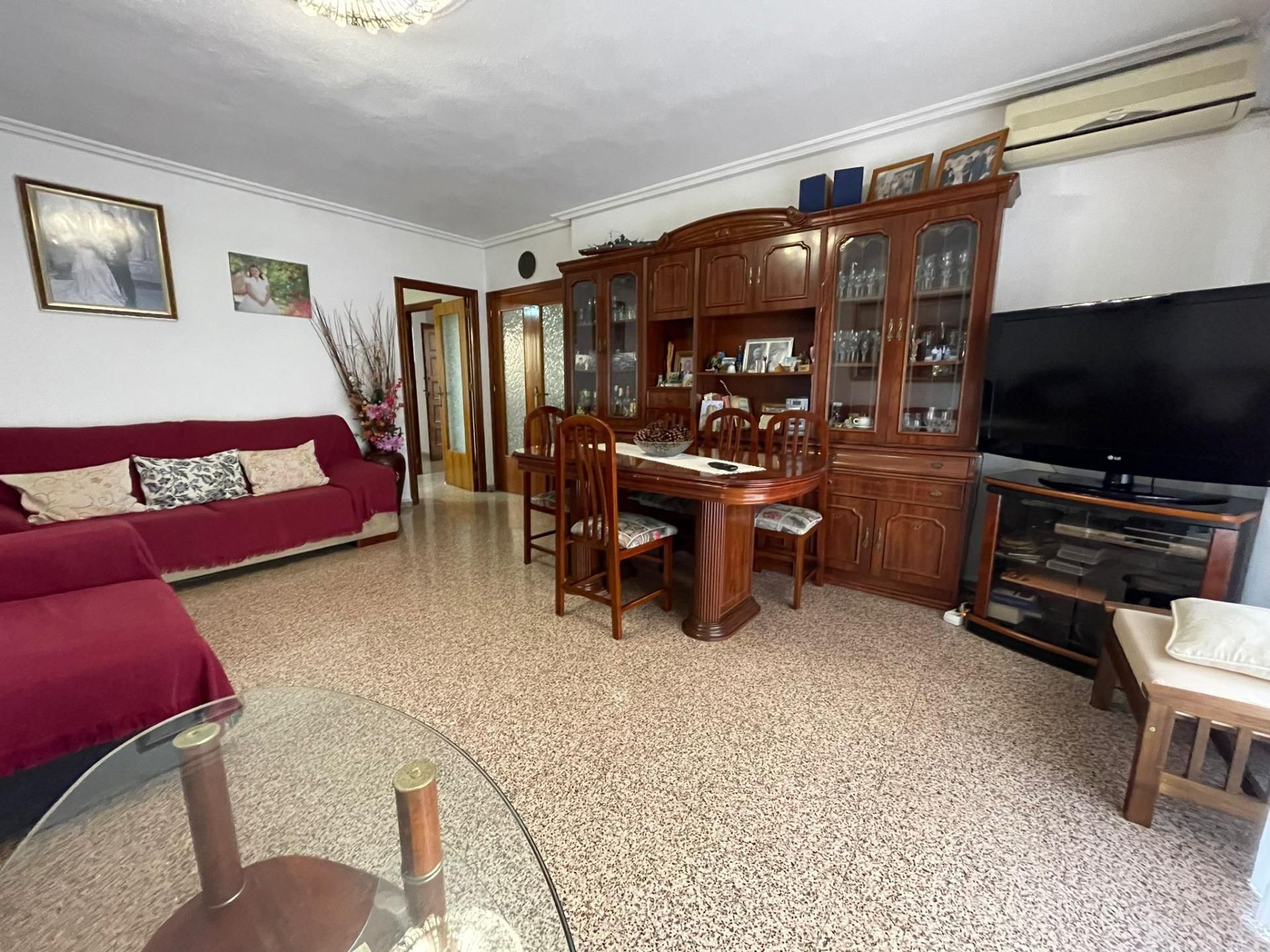 Living room of House or chalet for sale in Guardamar del Segura  with Air Conditioner, Private garden and Terrace