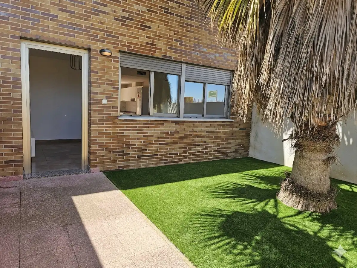 Exterior view of Detached homes for sale in Los Alcázares  with Air Conditioner, Heating and Private garden