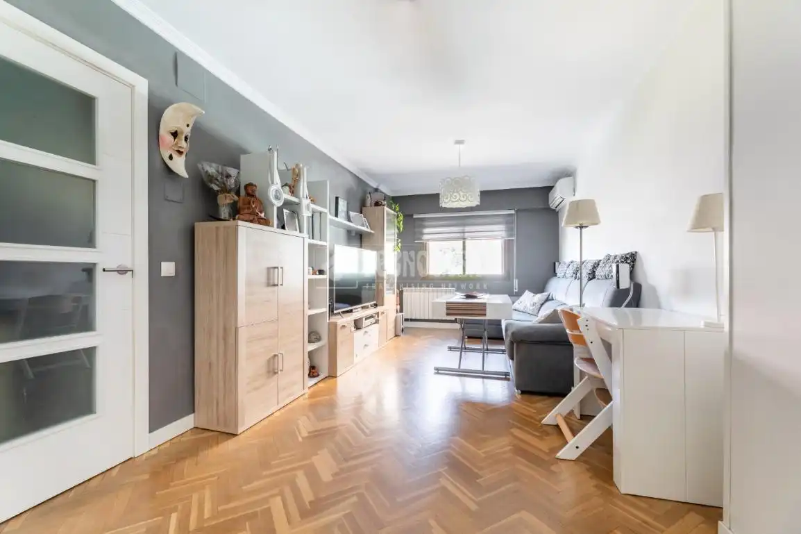 Wohnzimmer von Wohnung zum Verkauf in Las Rozas de Madrid mit Klimaanlage und Heizung