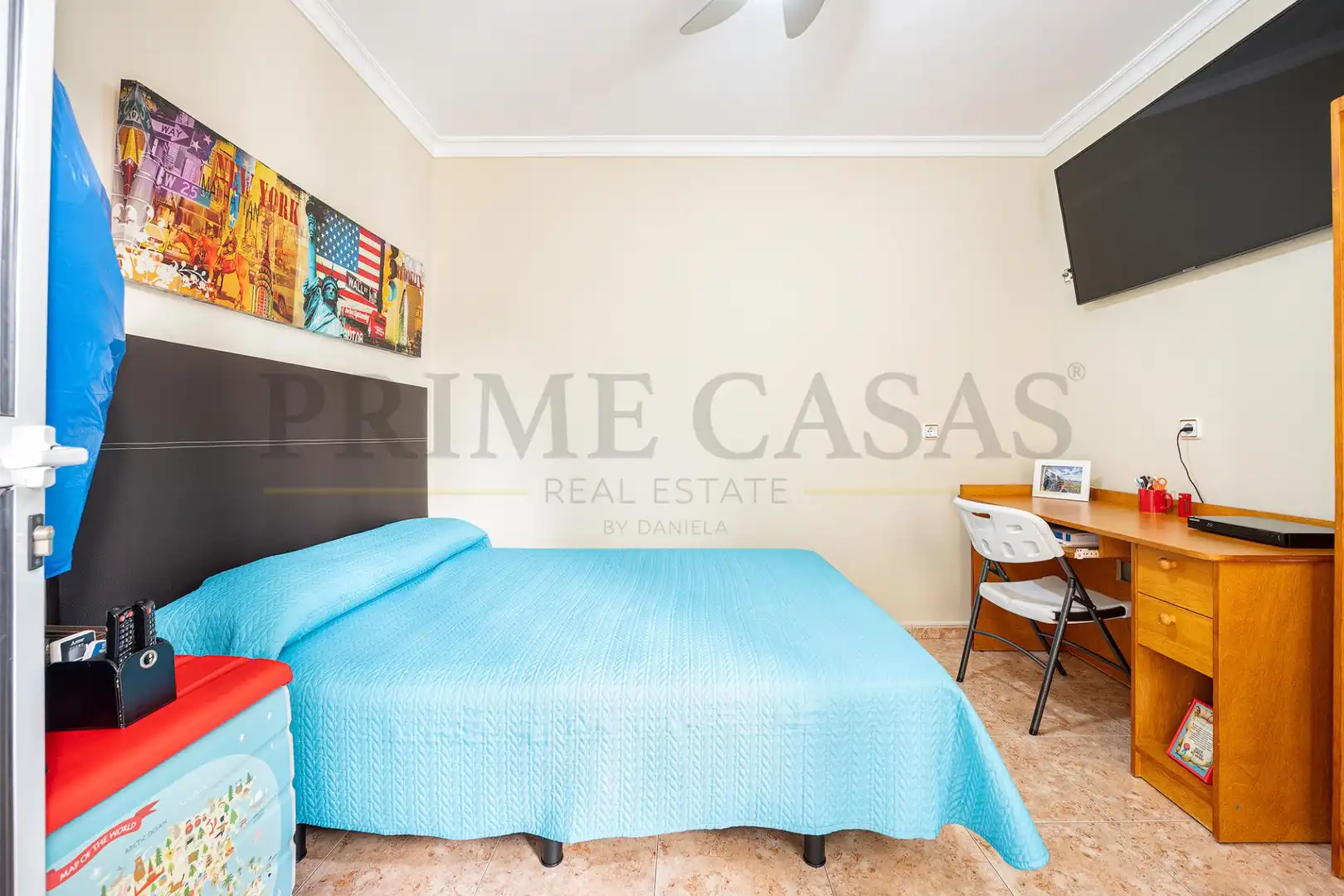 Dormitori de Casa adosada en venda en Santa Lucía de Tirajana amb Aire condicionat, Terrassa i Moblat