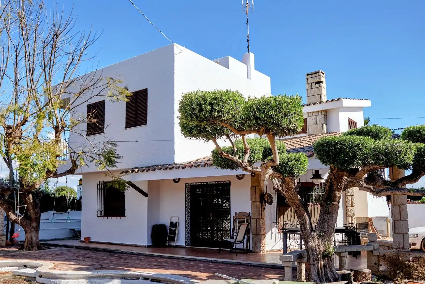 Vista exterior de Casa o xalet en venda en Benicarló amb Aire condicionat, Jardí privat i Terrassa