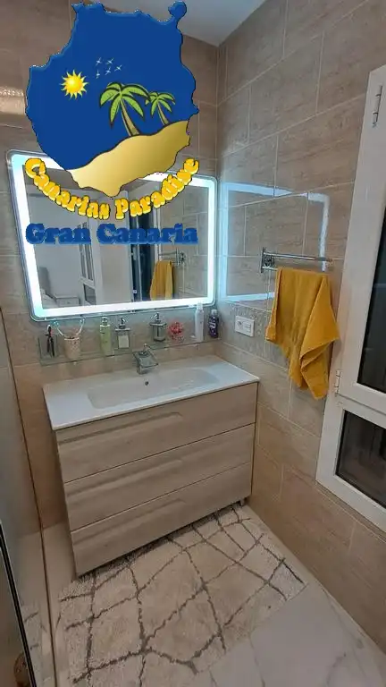 Bany de Casa o xalet en venda en San Bartolomé de Tirajana amb Aire condicionat, Terrassa i Moblat