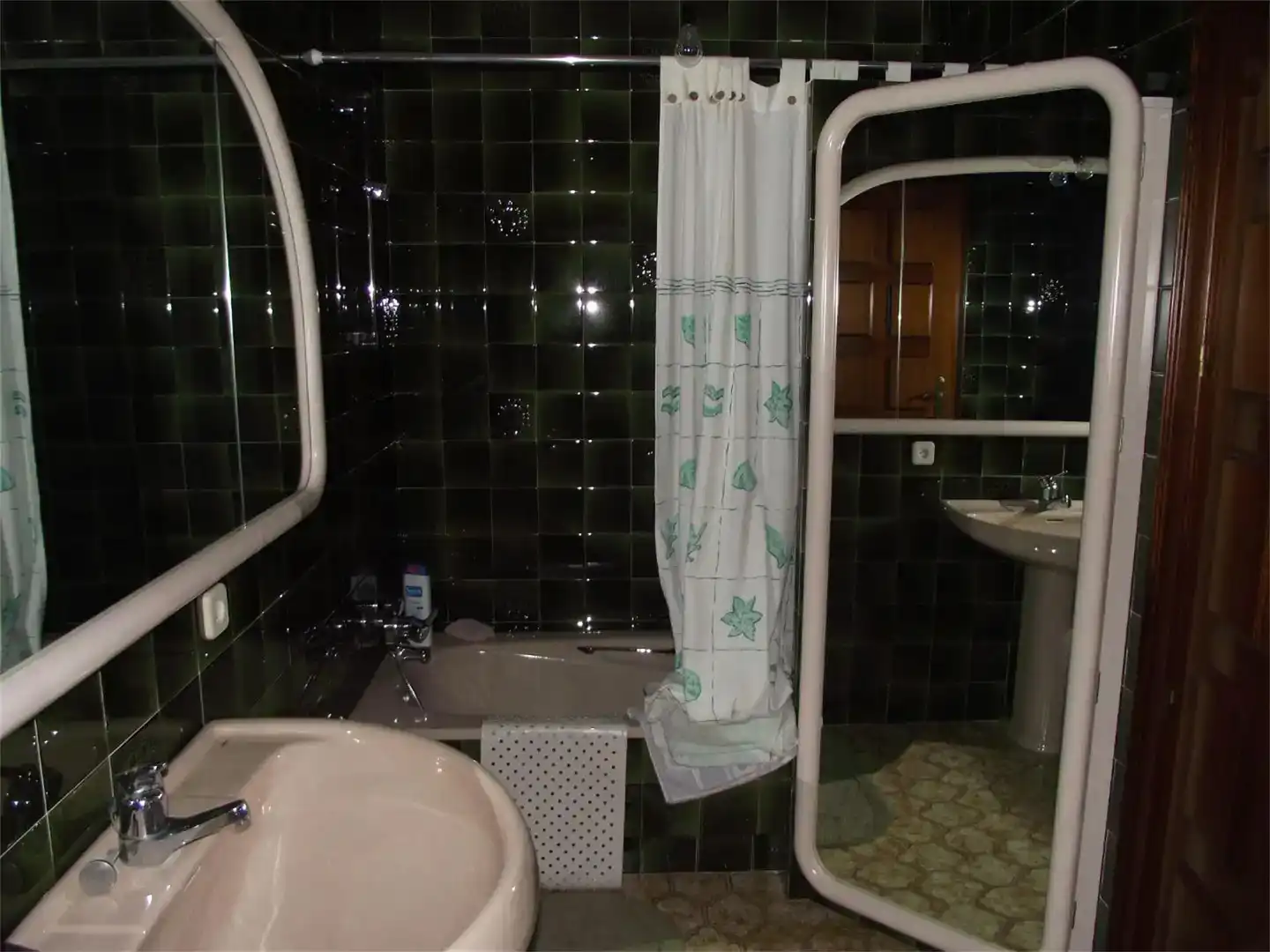 Badezimmer von Fabrikhallen zum Verkauf in Sant Feliu de Codines