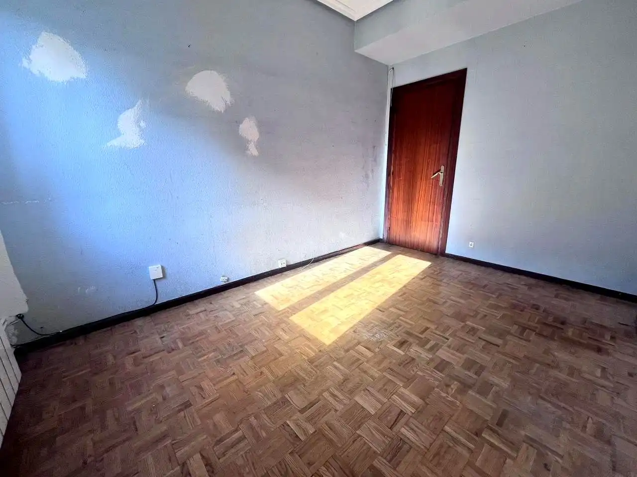 Habitación de Piso en venta en Vitoria - Gasteiz con Calefacción y Trastero