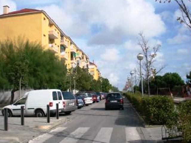 Flat for sale in C/ Arquitecte Calzada (Barrio La Garbarra), La Gavarra