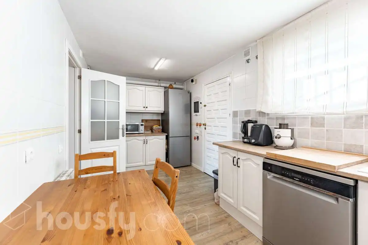 House with balcony for sale in Avenida Comte Gómez de Orbaneja ., imagen 17