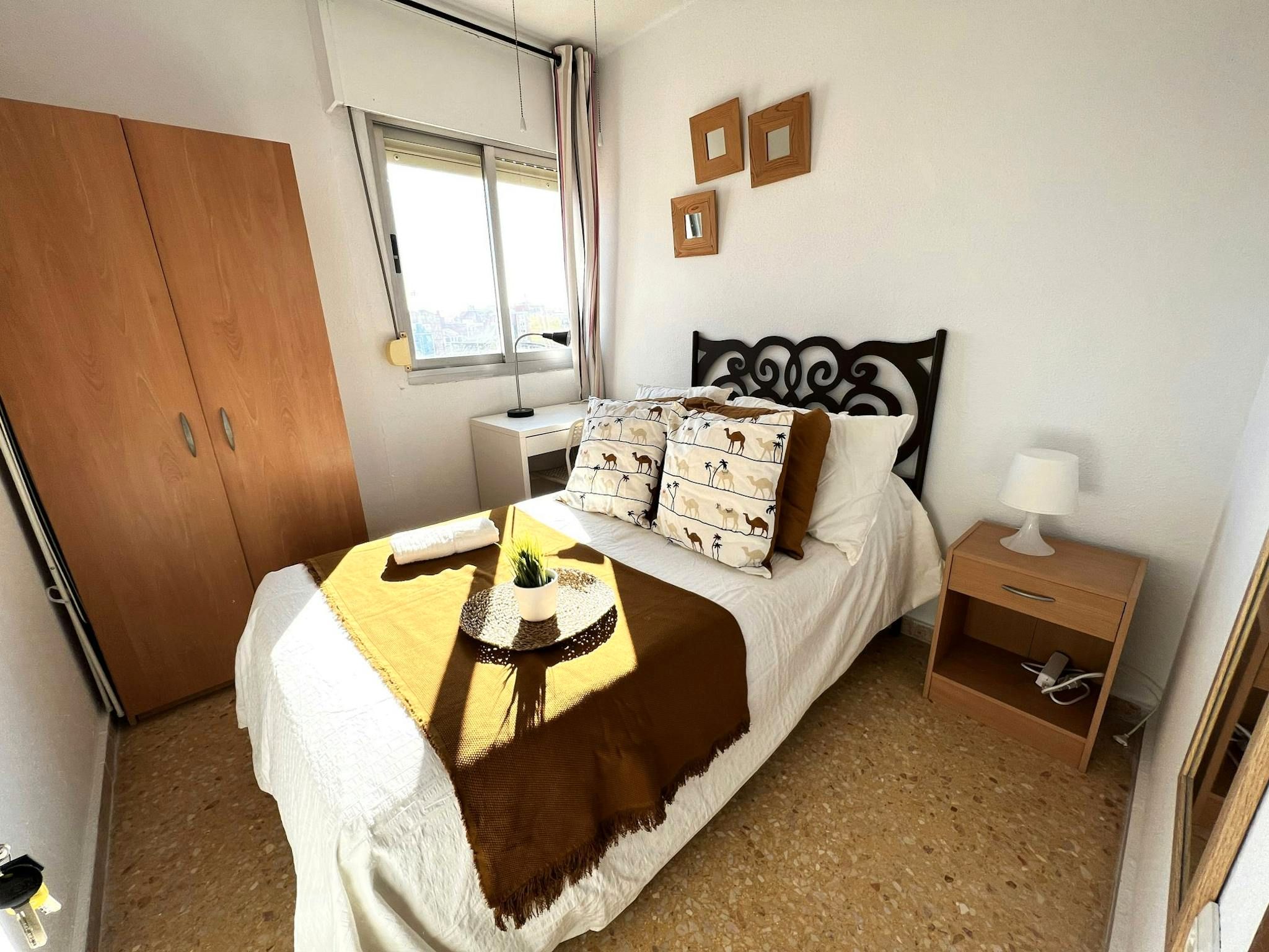 Flat to share in N/A, Beteró