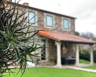 Exterior view of House or chalet for sale in O Pino 
