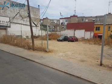 Terreno residencial en venta en Nuevo Parque - Los Rosales - Tráfico Pesado