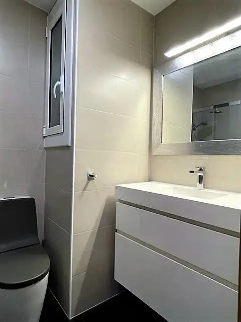 Bathroom of Flat for rent in Castelldefels  with Heating, Parquet flooring and Balcony