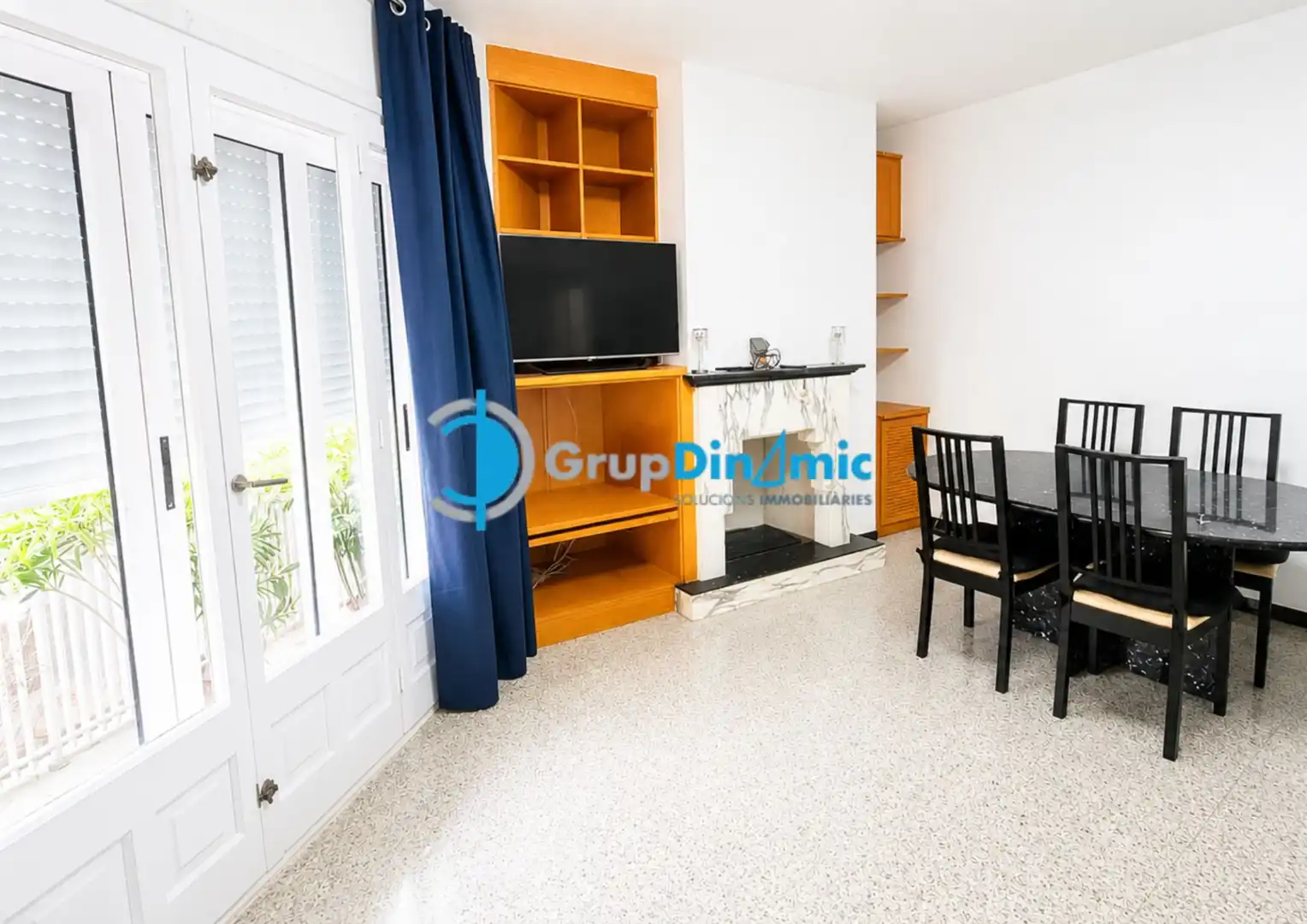 Sala de estar de Piso en venta en Palamós con Aire acondicionado, Calefacción y Terraza
